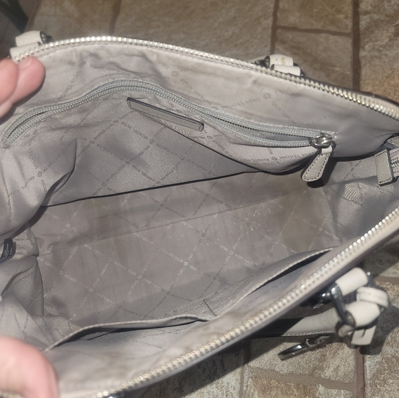 Michael Kors Ciara Large Top Zip Satchel - Picture 3 of 5